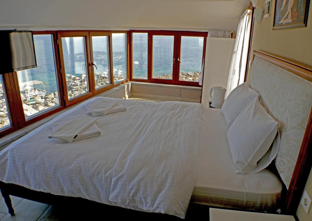 Assos Hotel Buitenkant foto