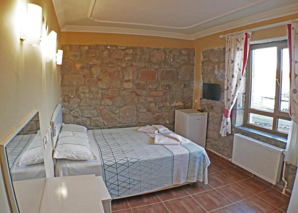 Assos Hotel Buitenkant foto