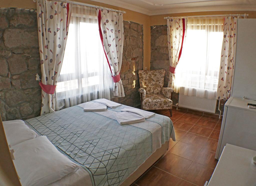 Assos Hotel Buitenkant foto