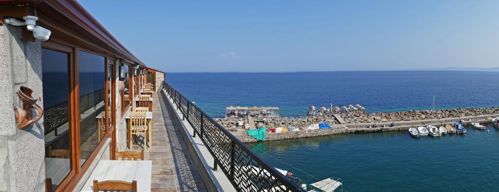 Assos Hotel Buitenkant foto
