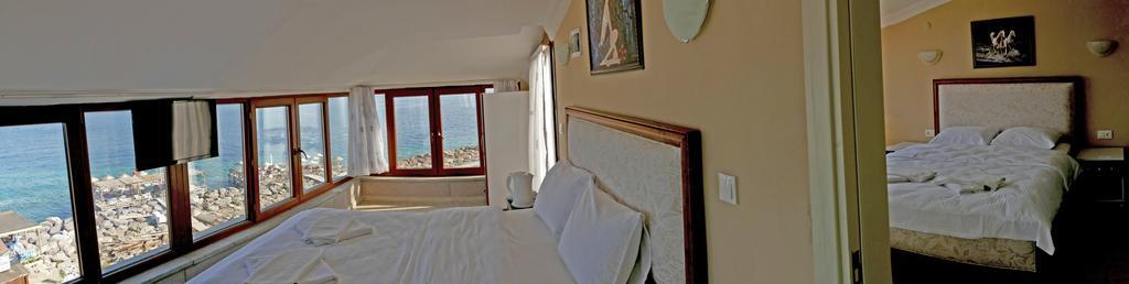 Assos Hotel Buitenkant foto